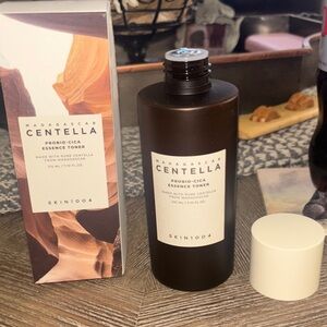 SKIN1004 Madagascar Centella Toning Essence